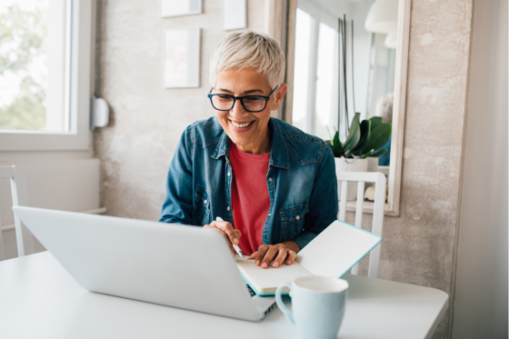 woman working on laptop
