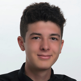 Photograph of Leonardo Garcia